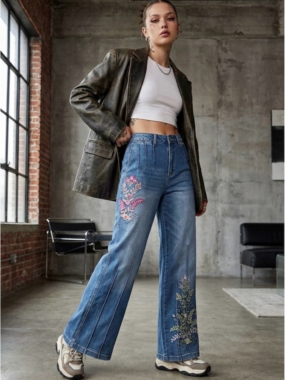 Oli & Hali Embroidered Wide-Leg Jeans - Size Small NIB